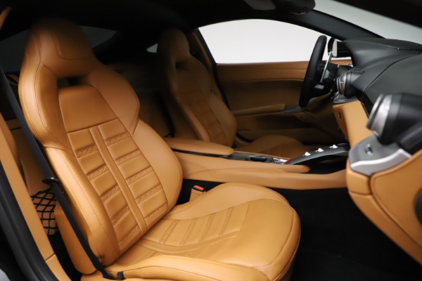 Used 2015 Ferrari F12 Berlinetta for sale $277,900 at Alfa Romeo of Westport in Westport CT 06880 22