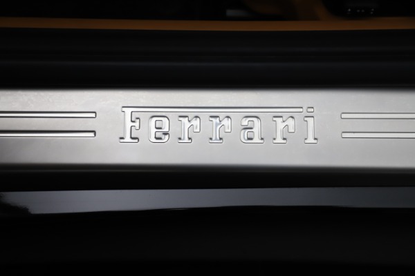 Used 2015 Ferrari F12 Berlinetta for sale $277,900 at Alfa Romeo of Westport in Westport CT 06880 25