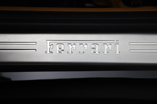 Used 2015 Ferrari F12 Berlinetta for sale $277,900 at Alfa Romeo of Westport in Westport CT 06880 25