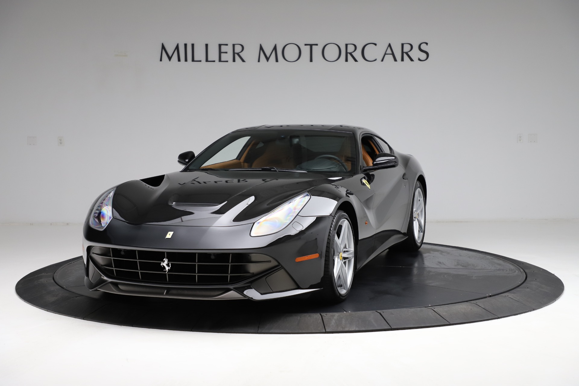 Used 2015 Ferrari F12 Berlinetta for sale $277,900 at Alfa Romeo of Westport in Westport CT 06880 1