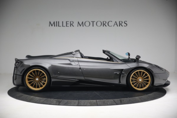 Used 2017 Pagani Huayra Roadster for sale Sold at Alfa Romeo of Westport in Westport CT 06880 9