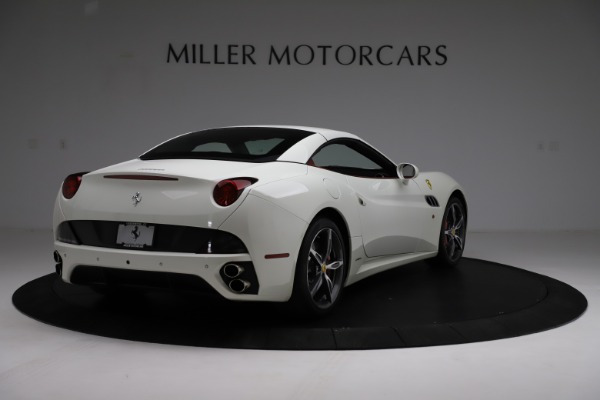 Used 2014 Ferrari California 30 for sale Sold at Alfa Romeo of Westport in Westport CT 06880 17