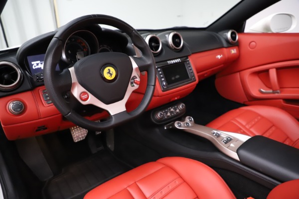 Used 2014 Ferrari California 30 for sale Sold at Alfa Romeo of Westport in Westport CT 06880 20