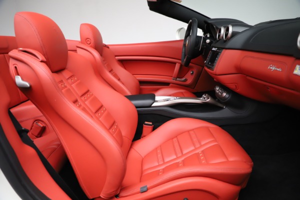 Used 2014 Ferrari California 30 for sale Sold at Alfa Romeo of Westport in Westport CT 06880 25