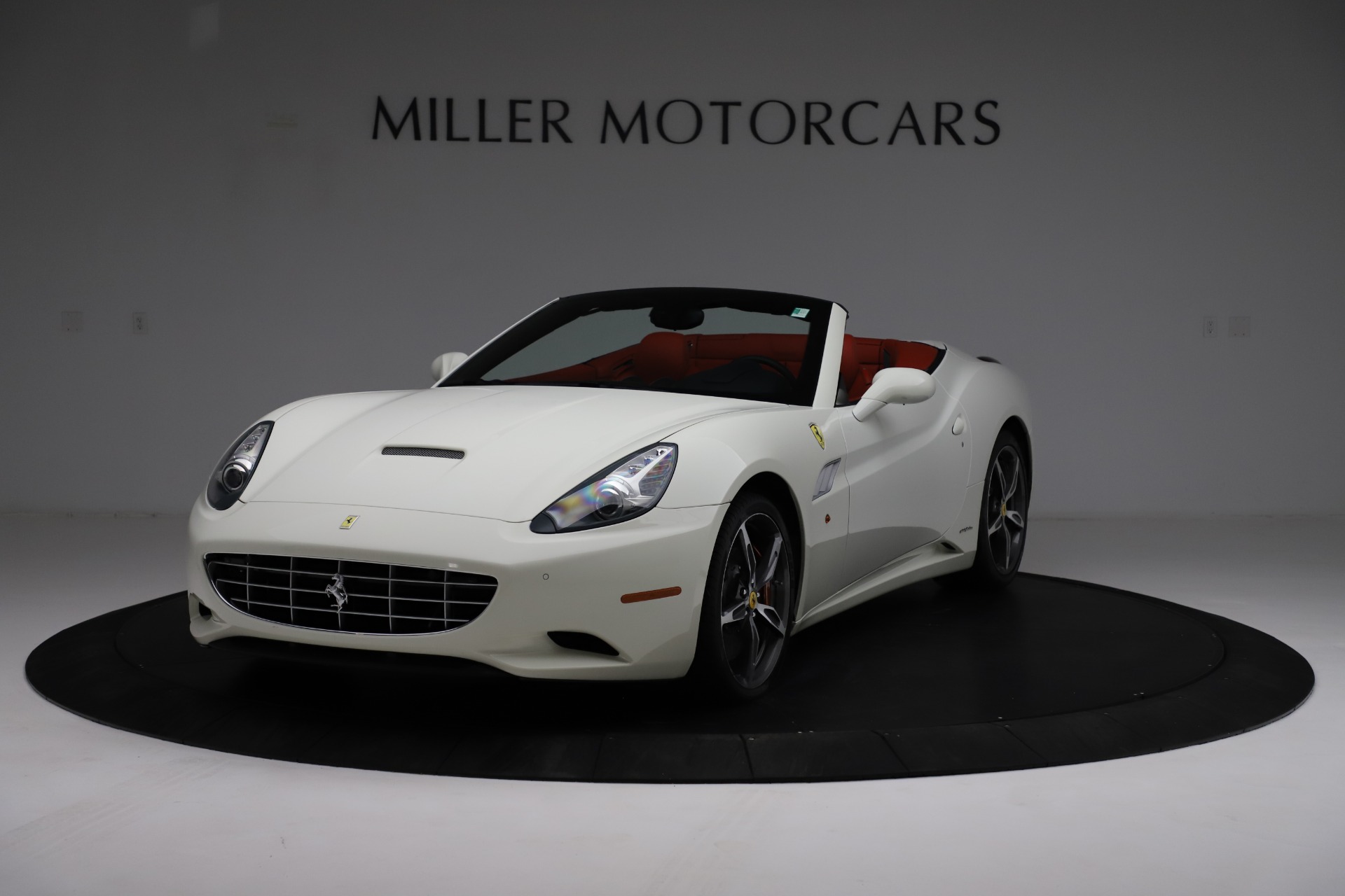 Used 2014 Ferrari California 30 for sale Sold at Alfa Romeo of Westport in Westport CT 06880 1