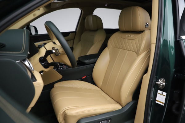 Used 2018 Bentley Bentayga W12 Signature Edition for sale Sold at Alfa Romeo of Westport in Westport CT 06880 18