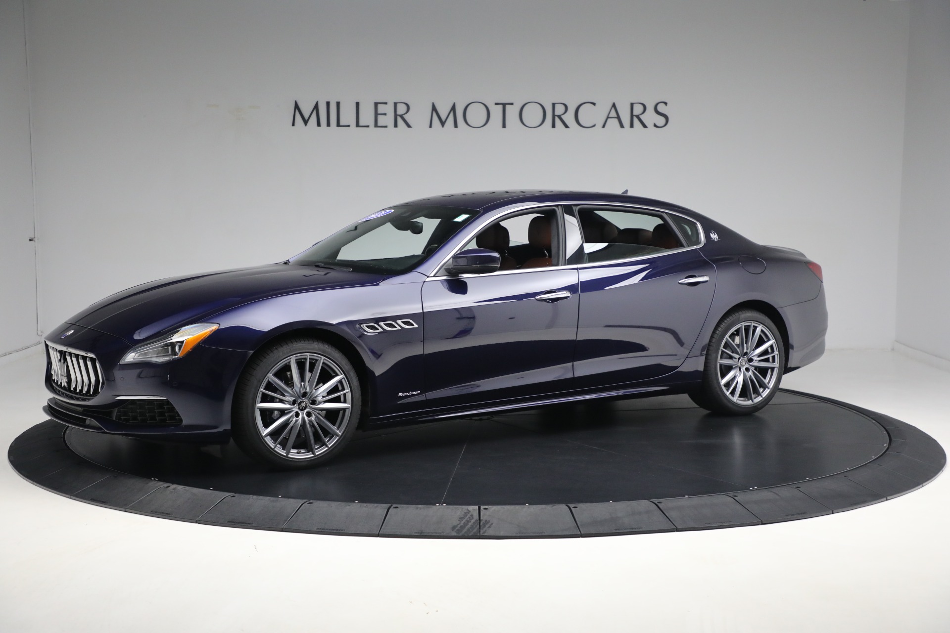 New 2021 Maserati Quattroporte S Q4 GranLusso for sale $123,549 at Alfa Romeo of Westport in Westport CT 06880 1