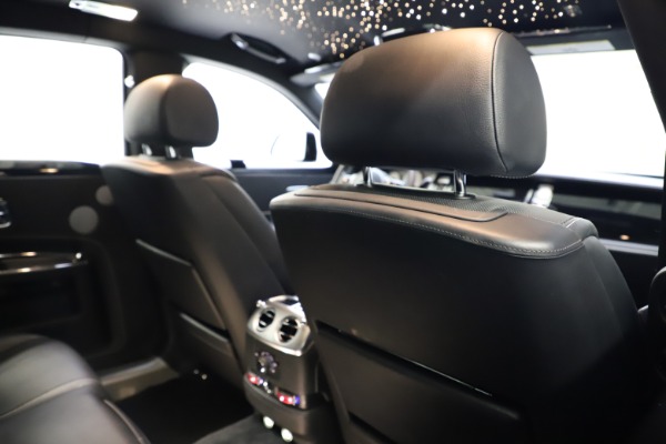 Used 2018 Rolls-Royce Ghost for sale $249,900 at Alfa Romeo of Westport in Westport CT 06880 19