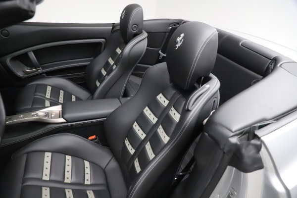 Used 2010 Ferrari California for sale $114,900 at Alfa Romeo of Westport in Westport CT 06880 23