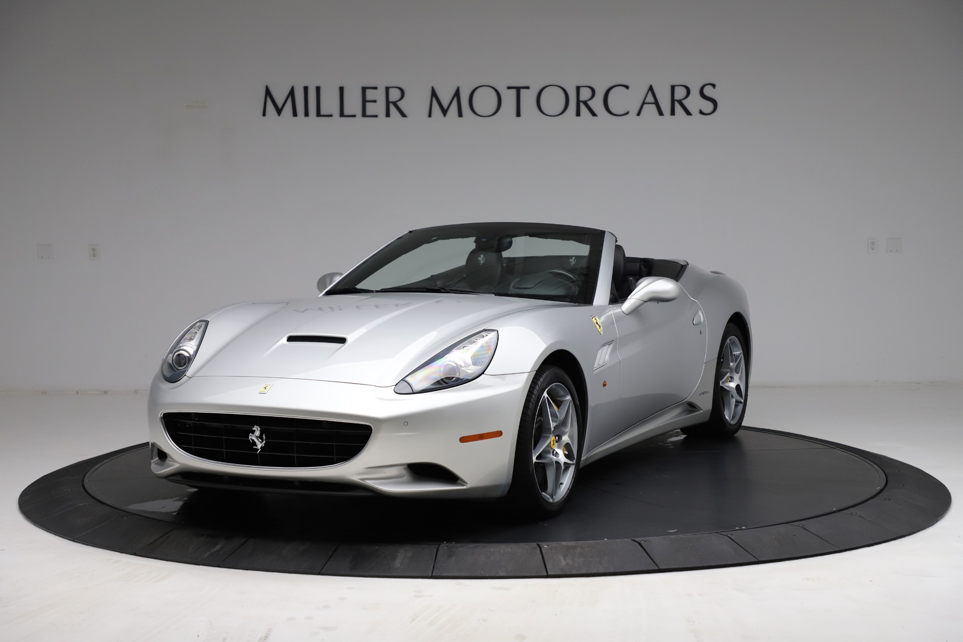 Used 2010 Ferrari California for sale $114,900 at Alfa Romeo of Westport in Westport CT 06880 1