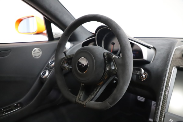 Used 2015 McLaren 650S LeMans for sale $299,900 at Alfa Romeo of Westport in Westport CT 06880 24