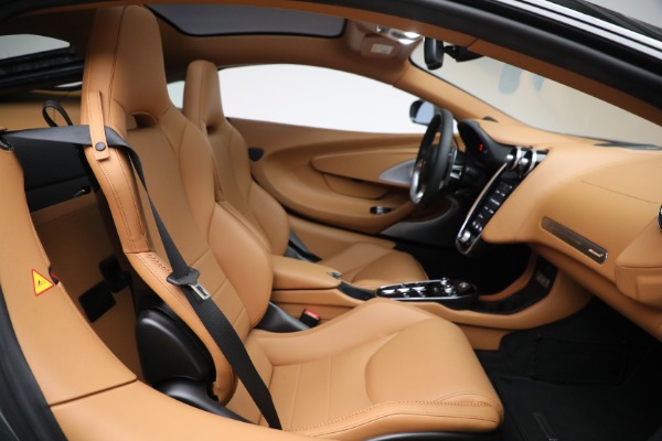 Used 2021 McLaren GT Luxe for sale Sold at Alfa Romeo of Westport in Westport CT 06880 26