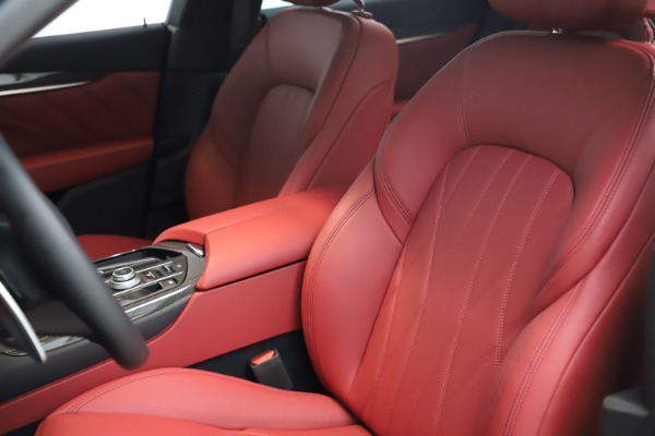 New 2021 Maserati Levante S Q4 GranLusso for sale $105,549 at Alfa Romeo of Westport in Westport CT 06880 14