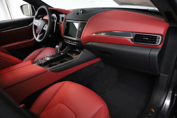 New 2021 Maserati Levante S Q4 GranLusso for sale $105,549 at Alfa Romeo of Westport in Westport CT 06880 20
