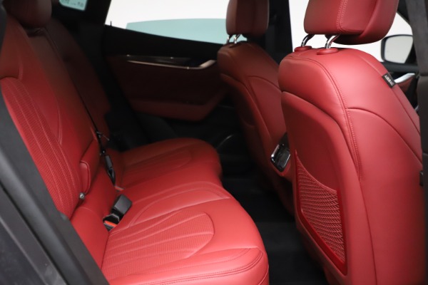 New 2021 Maserati Levante S Q4 GranLusso for sale $105,549 at Alfa Romeo of Westport in Westport CT 06880 22