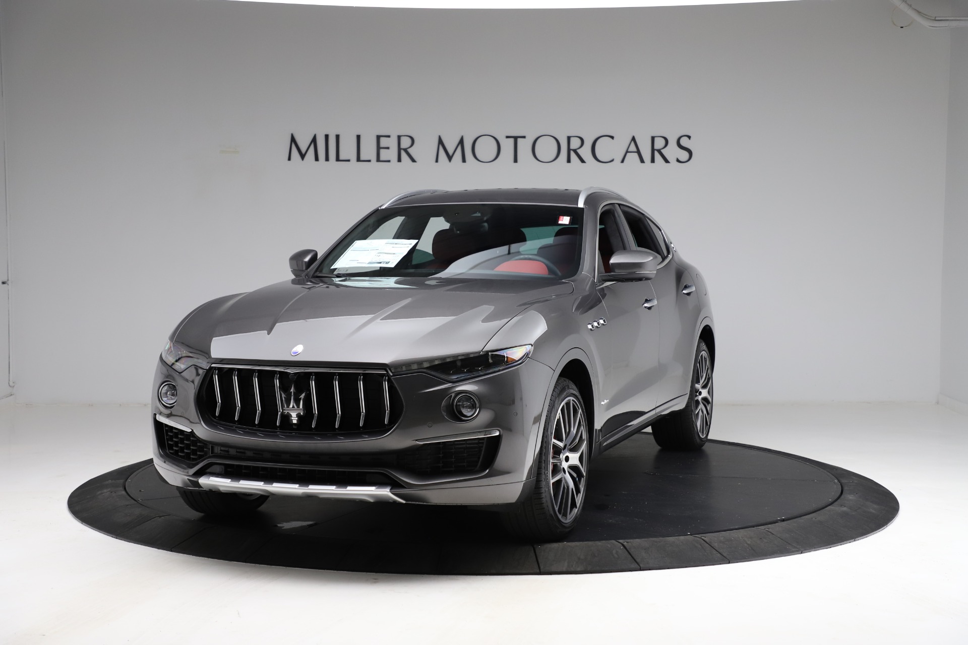 New 2021 Maserati Levante S Q4 GranLusso for sale $105,549 at Alfa Romeo of Westport in Westport CT 06880 1