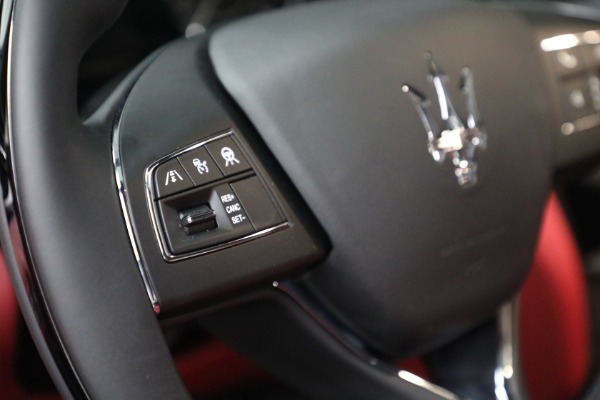 New 2021 Maserati Quattroporte S Q4 for sale $119,589 at Alfa Romeo of Westport in Westport CT 06880 24