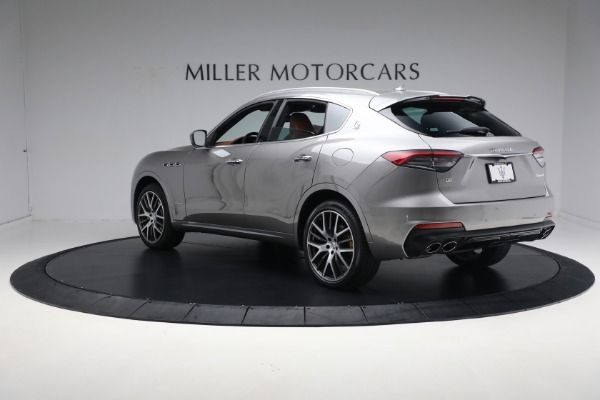Used 2021 Maserati Levante Q4 GranSport for sale Sold at Alfa Romeo of Westport in Westport CT 06880 10