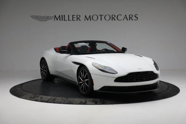 Used 2019 Aston Martin DB11 Volante for sale $209,990 at Alfa Romeo of Westport in Westport CT 06880 10
