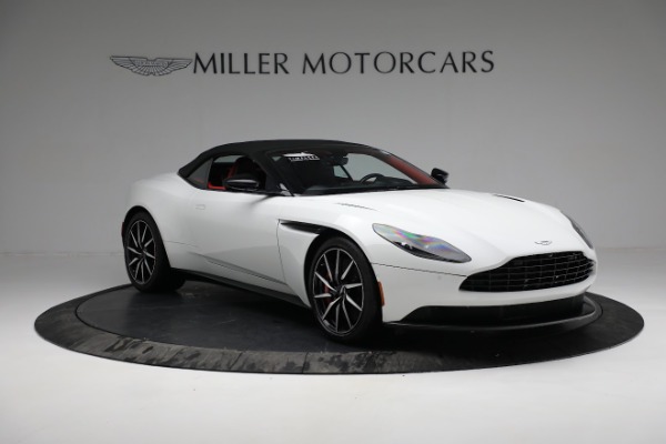 Used 2019 Aston Martin DB11 Volante for sale $209,990 at Alfa Romeo of Westport in Westport CT 06880 18