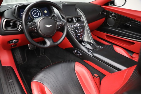 Used 2019 Aston Martin DB11 Volante for sale $209,990 at Alfa Romeo of Westport in Westport CT 06880 19