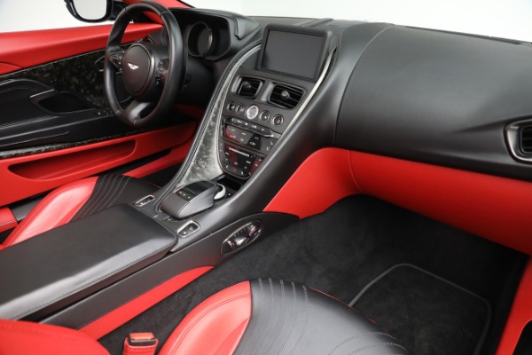 Used 2019 Aston Martin DB11 Volante for sale $209,990 at Alfa Romeo of Westport in Westport CT 06880 24
