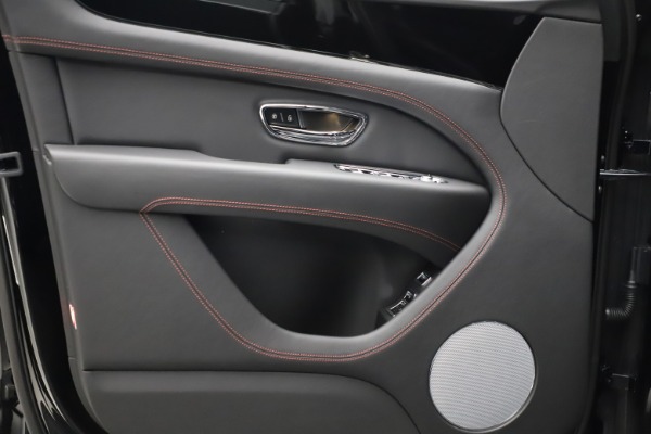 New 2021 Bentley Bentayga V8 for sale Call for price at Alfa Romeo of Westport in Westport CT 06880 16