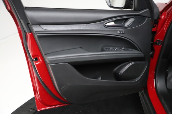 New 2021 Alfa Romeo Stelvio Sprint for sale Sold at Alfa Romeo of Westport in Westport CT 06880 18