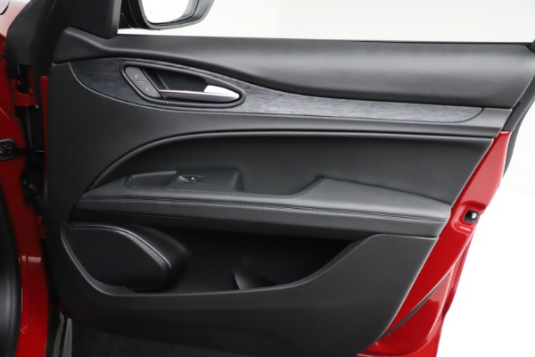 New 2021 Alfa Romeo Stelvio Sprint for sale Sold at Alfa Romeo of Westport in Westport CT 06880 23