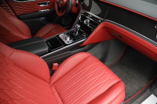 Used 2021 Bentley Flying Spur W12 First Edition for sale $229,900 at Alfa Romeo of Westport in Westport CT 06880 25