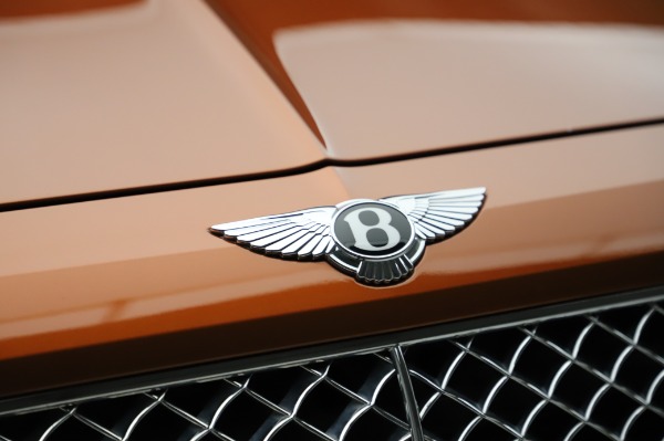 Used 2018 Bentley Bentayga Onyx Edition for sale $149,900 at Alfa Romeo of Westport in Westport CT 06880 14