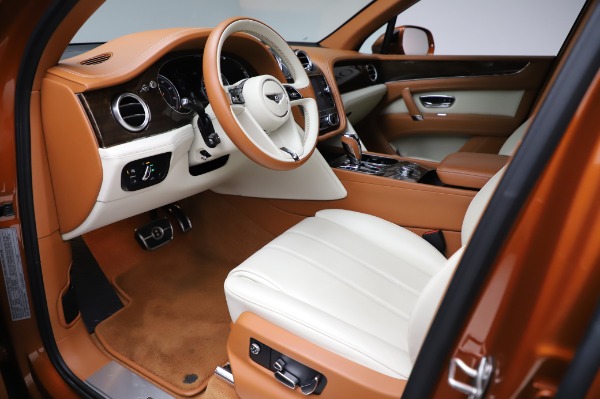 Used 2018 Bentley Bentayga Onyx Edition for sale $149,900 at Alfa Romeo of Westport in Westport CT 06880 17