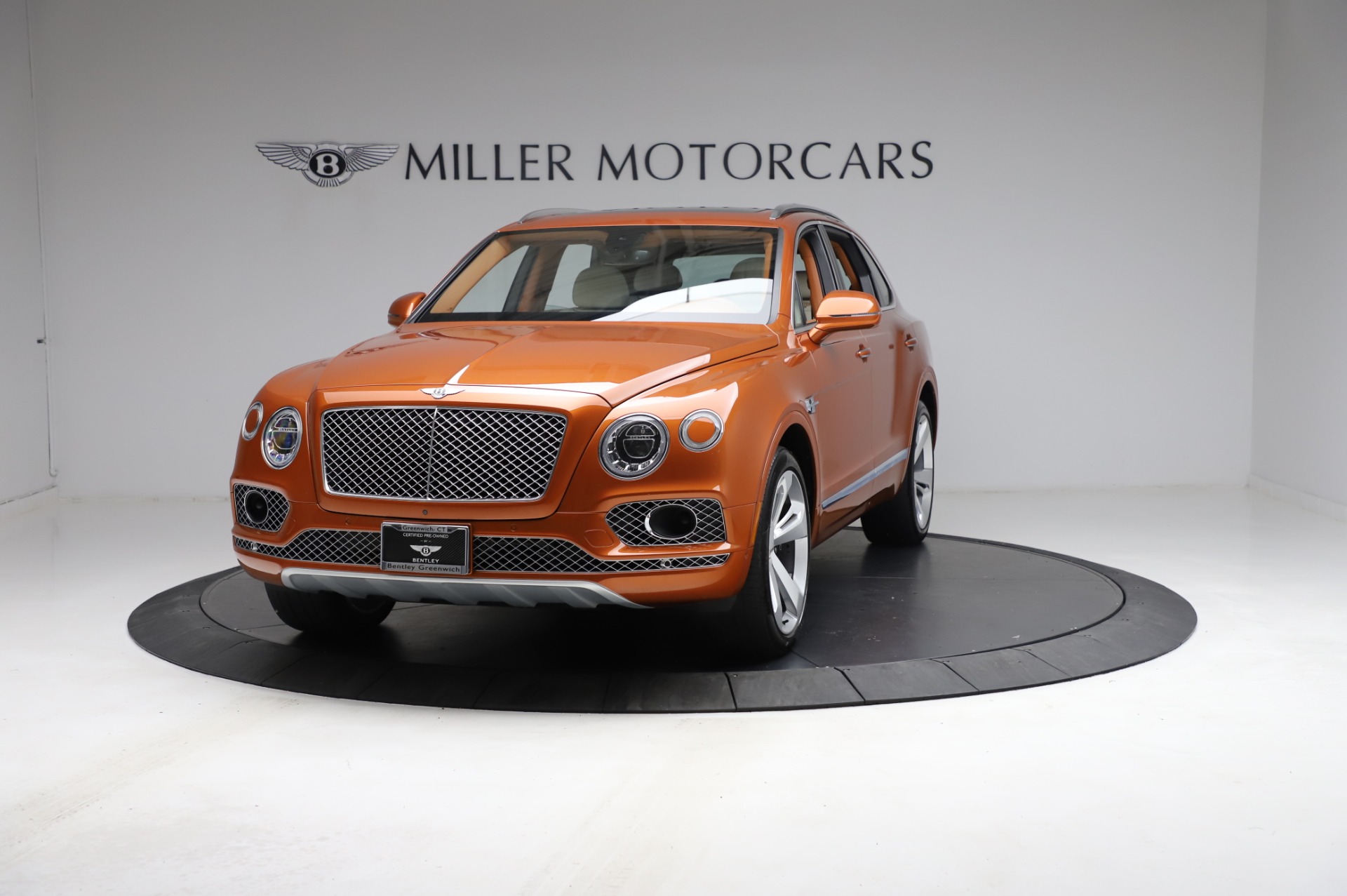 Used 2018 Bentley Bentayga Onyx Edition for sale $149,900 at Alfa Romeo of Westport in Westport CT 06880 1
