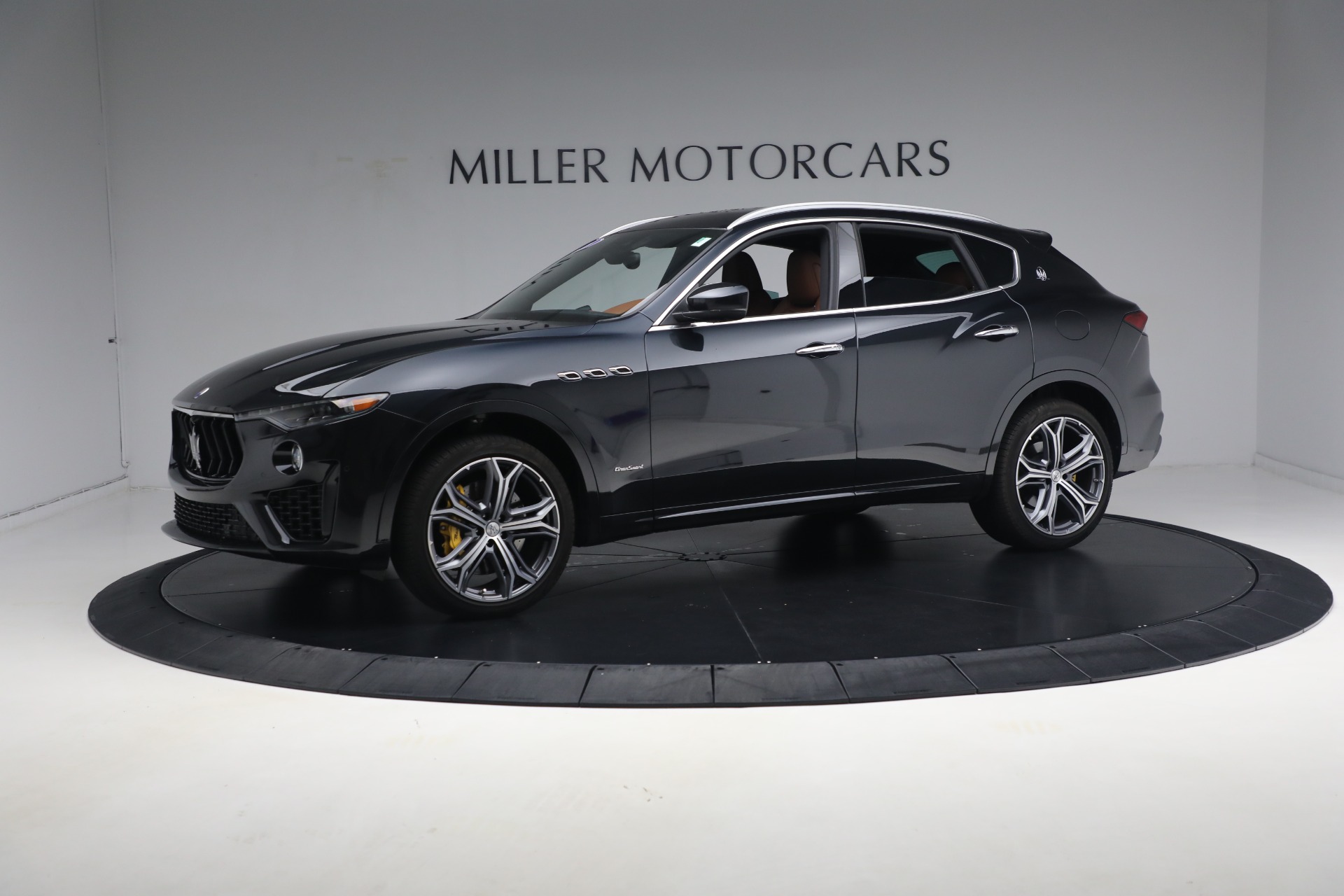 Used 2021 Maserati Levante S Q4 GranSport for sale Sold at Alfa Romeo of Westport in Westport CT 06880 1
