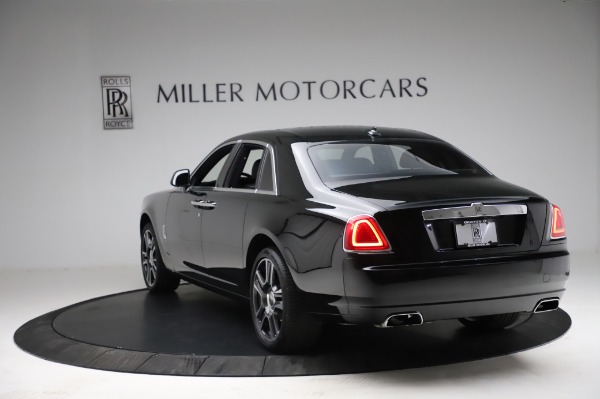 Used 2017 Rolls-Royce Ghost for sale Sold at Alfa Romeo of Westport in Westport CT 06880 8