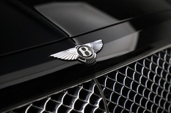 Used 2018 Bentley Bentayga Onyx Edition for sale Sold at Alfa Romeo of Westport in Westport CT 06880 14