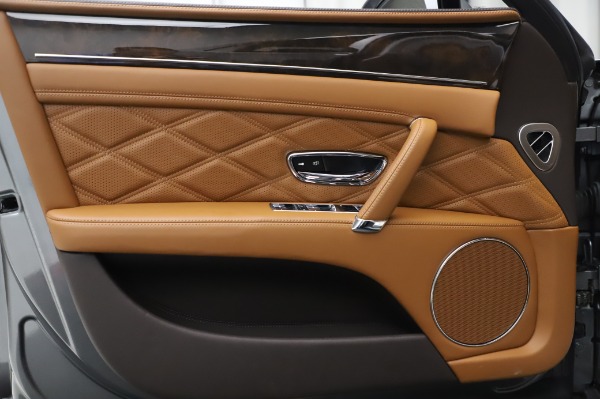 Used 2014 Bentley Flying Spur W12 for sale Sold at Alfa Romeo of Westport in Westport CT 06880 17