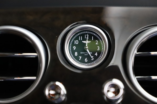 Used 2014 Bentley Flying Spur W12 for sale Sold at Alfa Romeo of Westport in Westport CT 06880 24