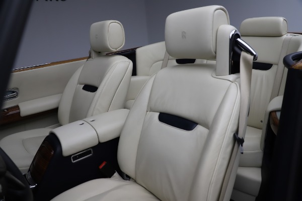 Used 2009 Rolls-Royce Phantom Drophead Coupe for sale Sold at Alfa Romeo of Westport in Westport CT 06880 22