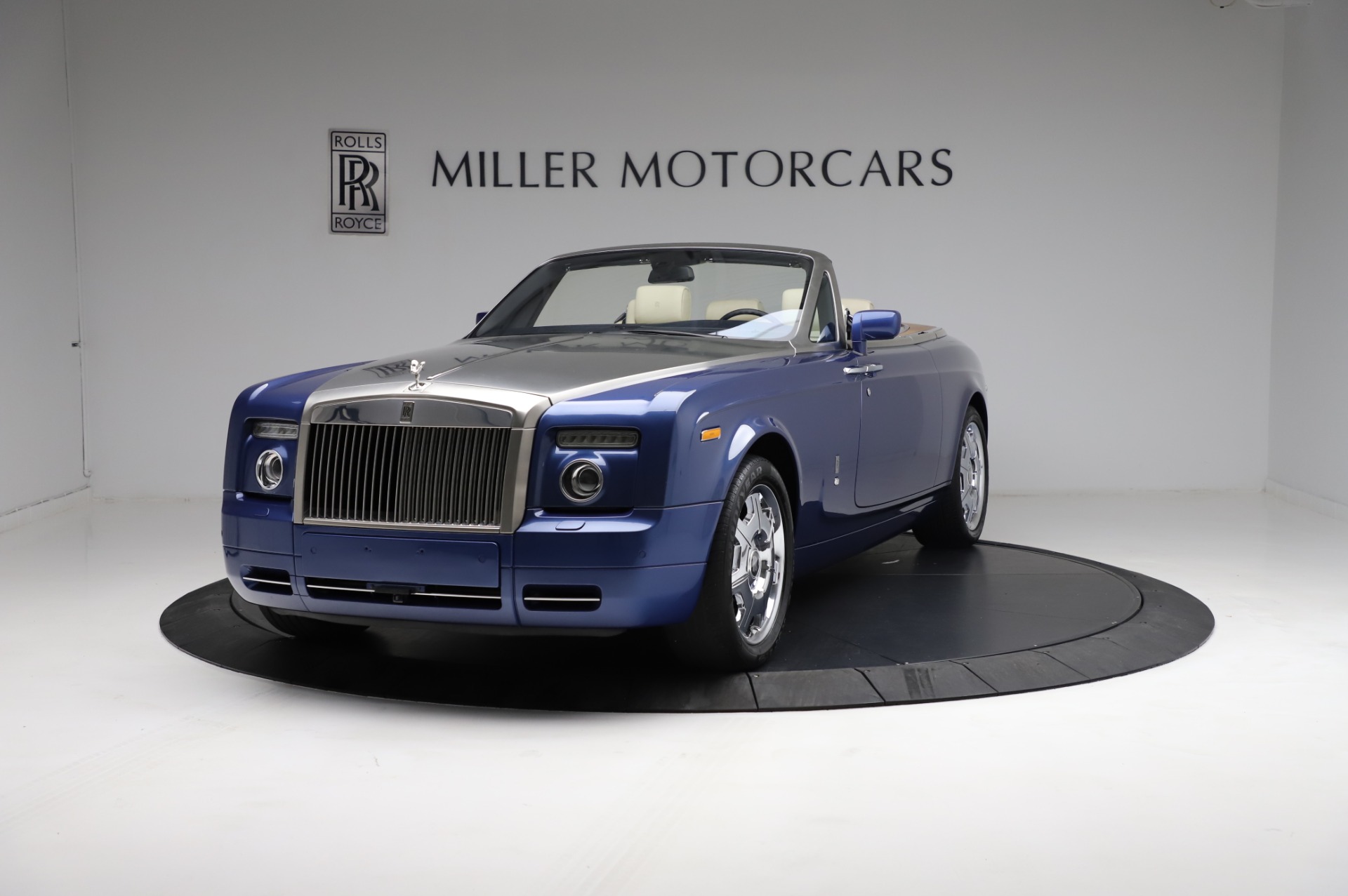 Used 2009 Rolls-Royce Phantom Drophead Coupe for sale Sold at Alfa Romeo of Westport in Westport CT 06880 1