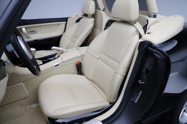 Used 2001 BMW Z8 for sale Sold at Alfa Romeo of Westport in Westport CT 06880 22