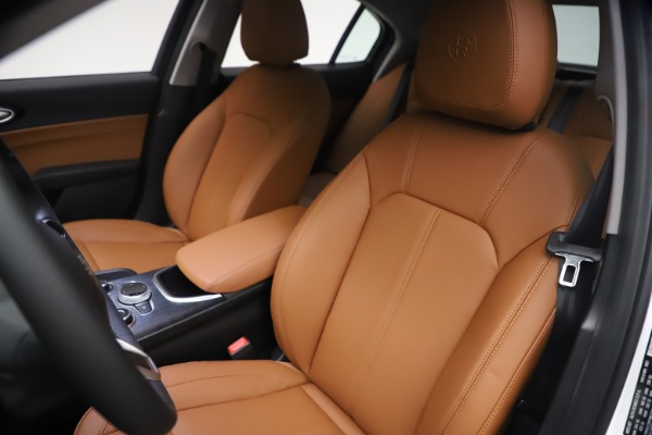 New 2021 Alfa Romeo Giulia Q4 for sale Sold at Alfa Romeo of Westport in Westport CT 06880 15