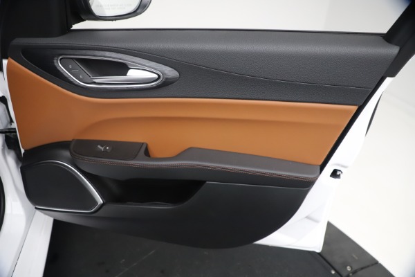 New 2021 Alfa Romeo Giulia Q4 for sale Sold at Alfa Romeo of Westport in Westport CT 06880 23