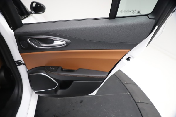 New 2021 Alfa Romeo Giulia Q4 for sale Sold at Alfa Romeo of Westport in Westport CT 06880 26