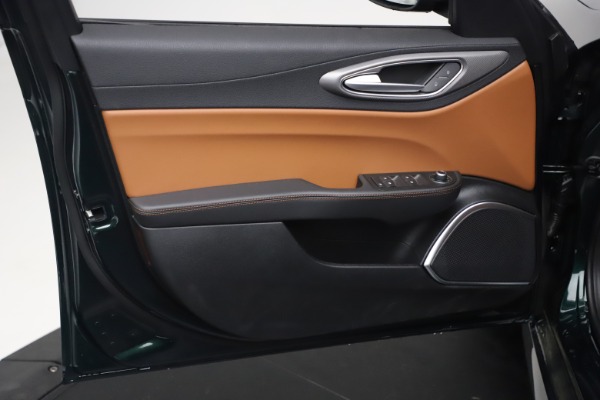 New 2021 Alfa Romeo Giulia Ti Sport Q4 for sale Sold at Alfa Romeo of Westport in Westport CT 06880 17