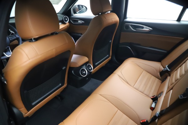 New 2021 Alfa Romeo Giulia Ti Sport Q4 for sale Sold at Alfa Romeo of Westport in Westport CT 06880 18