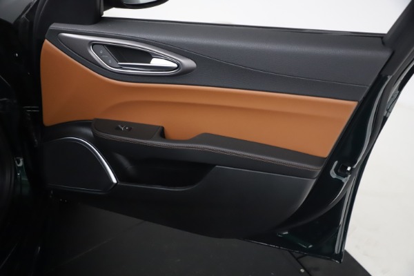 New 2021 Alfa Romeo Giulia Ti Sport Q4 for sale Sold at Alfa Romeo of Westport in Westport CT 06880 24