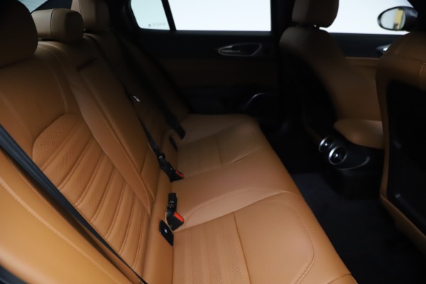 New 2021 Alfa Romeo Giulia Ti Sport Q4 for sale Sold at Alfa Romeo of Westport in Westport CT 06880 26