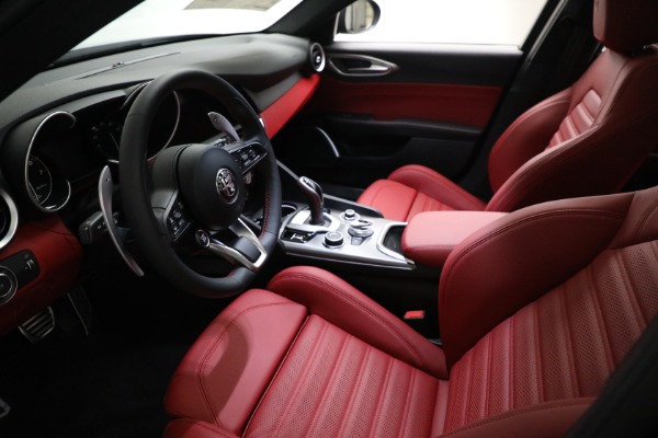 New 2021 Alfa Romeo Giulia Ti Sport Q4 for sale Call for price at Alfa Romeo of Westport in Westport CT 06880 13