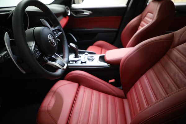 New 2021 Alfa Romeo Giulia Ti Sport Q4 for sale Call for price at Alfa Romeo of Westport in Westport CT 06880 14